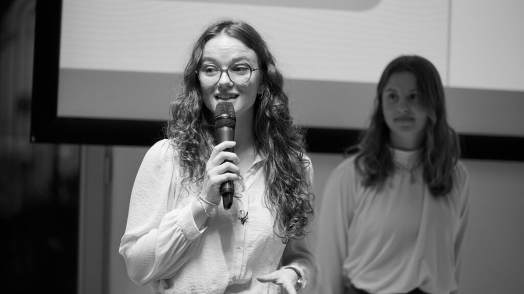 ticket camp 2026 - crédit Laetitia Striffling